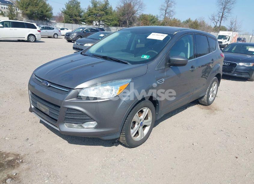 Photo 2 of 2014 Ford Escape SE (VIN 1FMCU0GX8EUA01848)