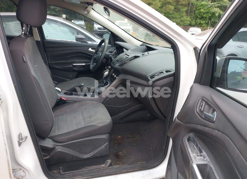 Photo 5 of 2014 Ford Escape SE (VIN 1FMCU0GX8EUA34901)