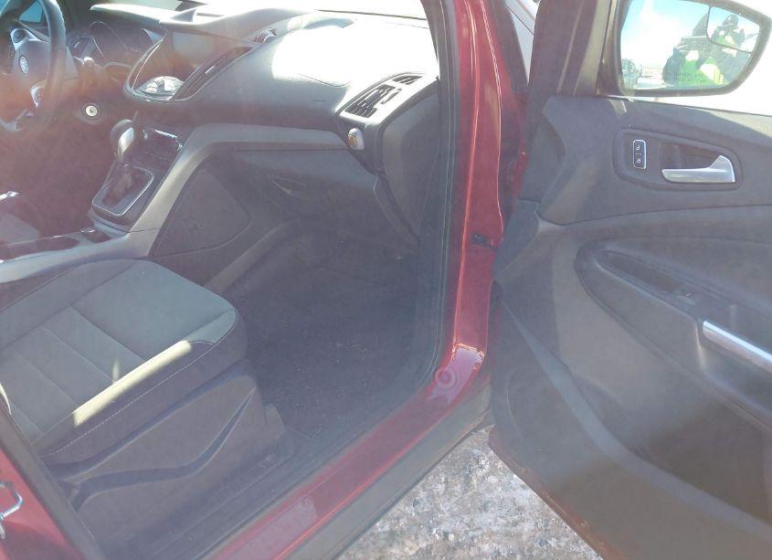 Photo 5 of 2014 Ford Escape SE (VIN 1FMCU0GX8EUB38854)