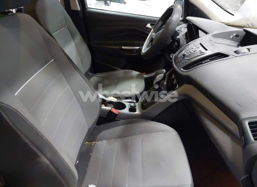 Photo 5 of 2014 Ford Escape SE (VIN 1FMCU0GX8EUD26015)