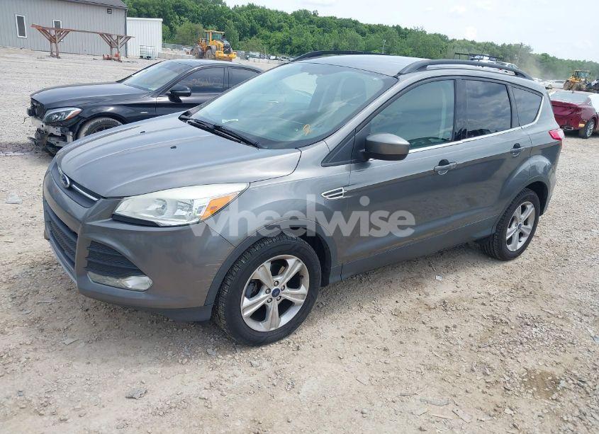 Photo 2 of 2014 Ford Escape SE (VIN 1FMCU0GX8EUD85002)