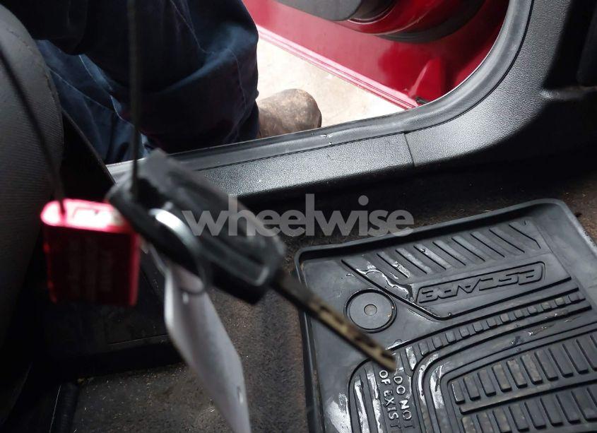 Photo 11 of 2014 Ford Escape SE (VIN 1FMCU0GX8EUE25417)