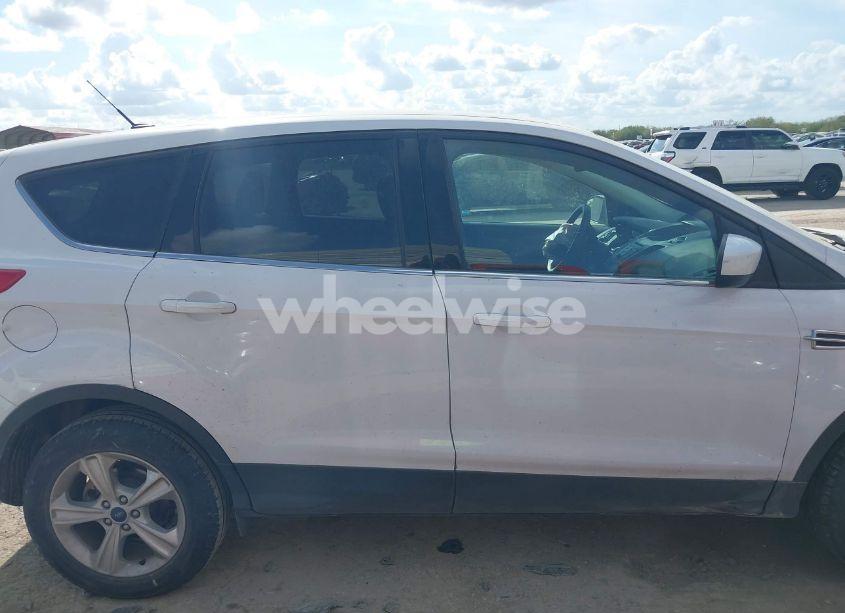 Photo 13 of 2014 Ford Escape SE (VIN 1FMCU0GX8EUE25742)