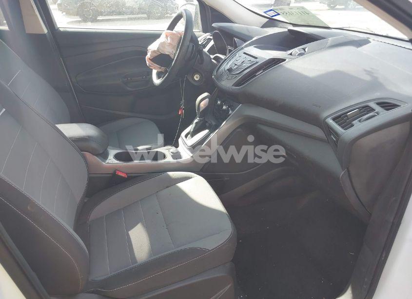 Photo 5 of 2014 Ford Escape SE (VIN 1FMCU0GX8EUE25742)