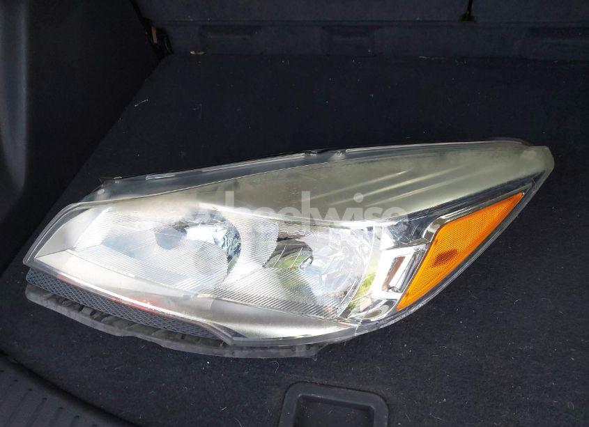 Photo 12 of 2015 Ford Escape SE (VIN 1FMCU0GX8FUB03037)