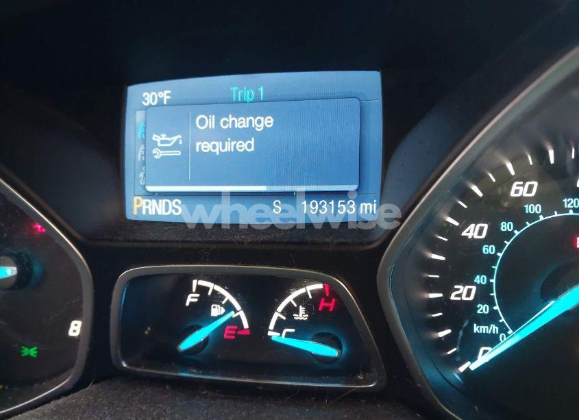 Photo 15 of 2015 Ford Escape SE (VIN 1FMCU0GX8FUB33736)