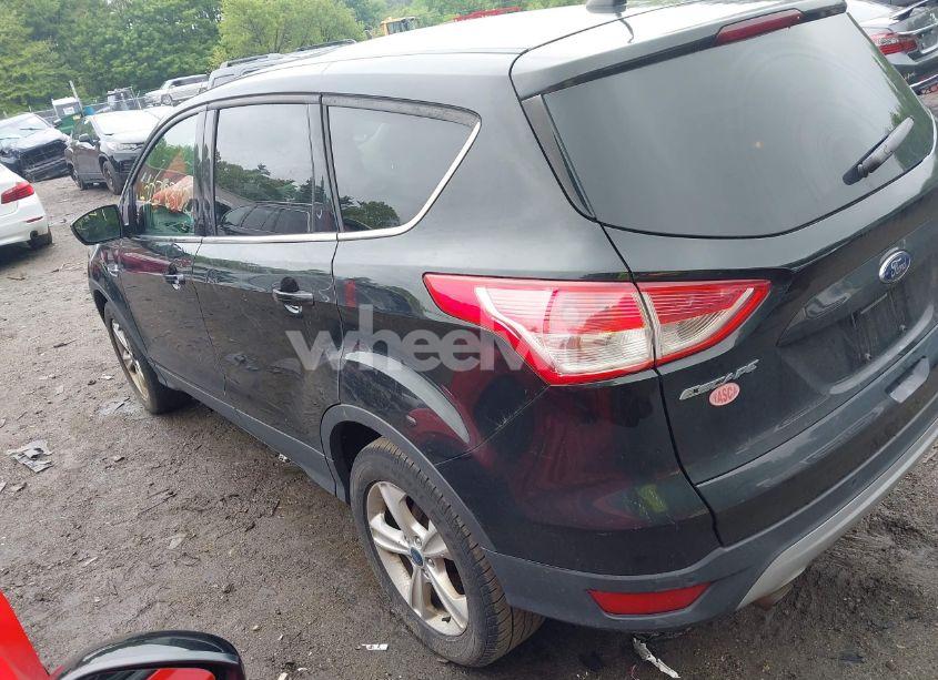 Photo 3 of 2015 Ford Escape SE (VIN 1FMCU0GX8FUB42629)