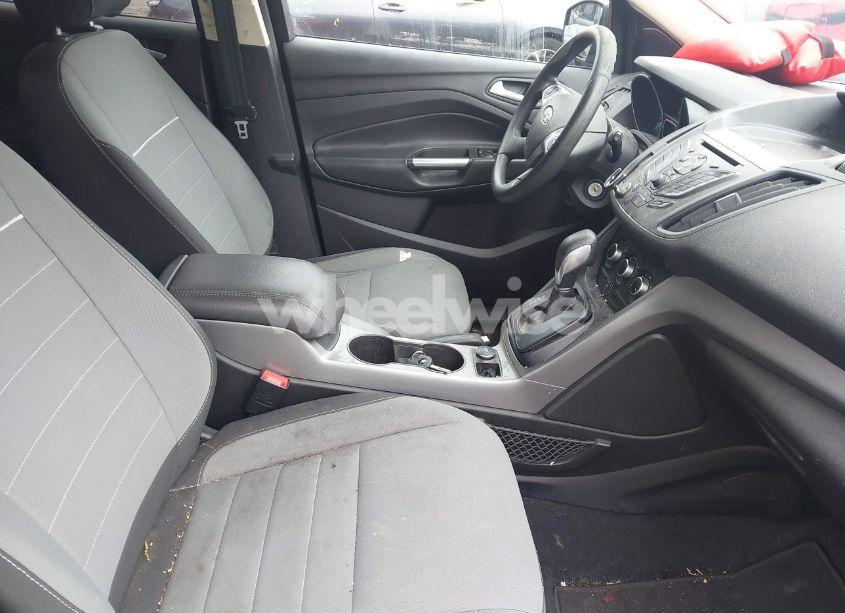 Photo 5 of 2015 Ford Escape SE (VIN 1FMCU0GX8FUB42629)