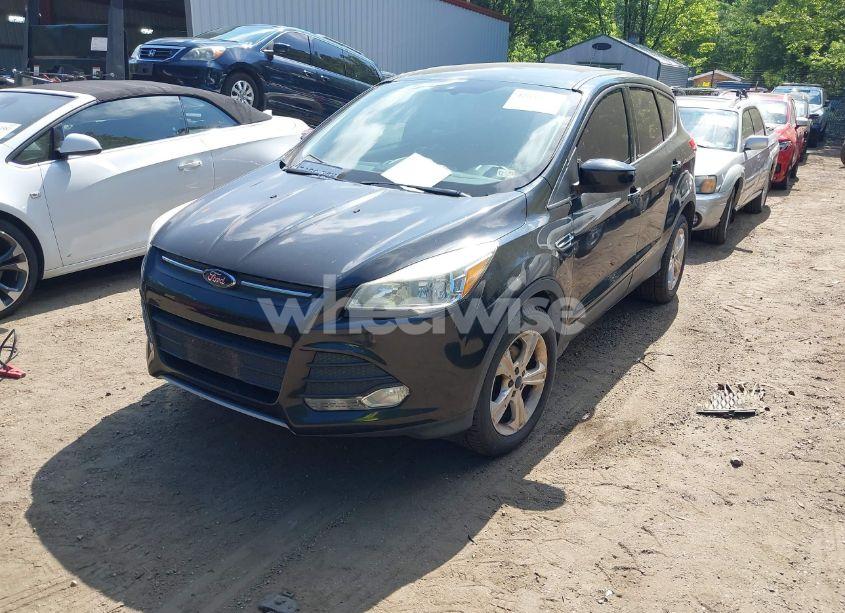 Photo 2 of 2015 Ford Escape SE (VIN 1FMCU0GX8FUB95380)