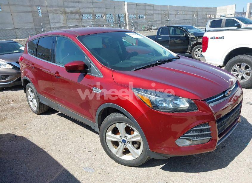 2016 Ford Escape SE (VIN 1FMCU0GX8GUC61671) main photo