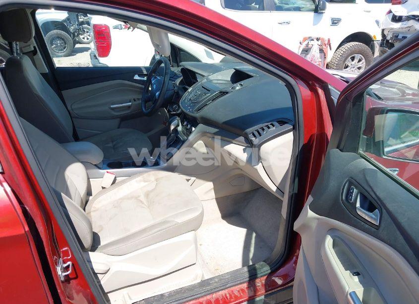 Photo 5 of 2016 Ford Escape SE (VIN 1FMCU0GX8GUC61671)