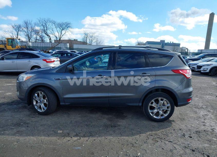 Photo 15 of 2013 Ford Escape SE (VIN 1FMCU0GX9DUA38440)