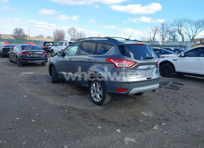 Photo 3 of 2013 Ford Escape SE (VIN 1FMCU0GX9DUA38440)