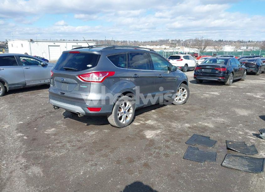 Photo 4 of 2013 Ford Escape SE (VIN 1FMCU0GX9DUA38440)