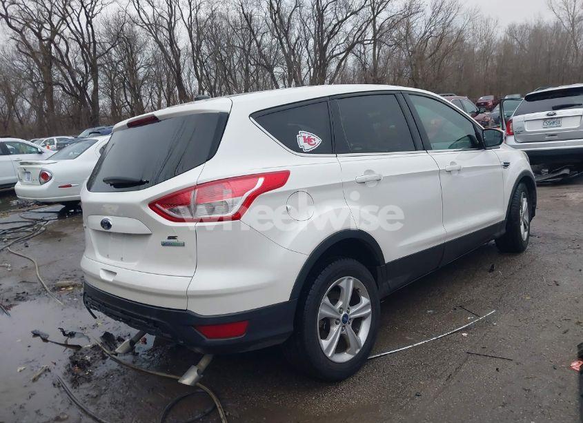 Photo 4 of 2013 Ford Escape SE (VIN 1FMCU0GX9DUA53035)