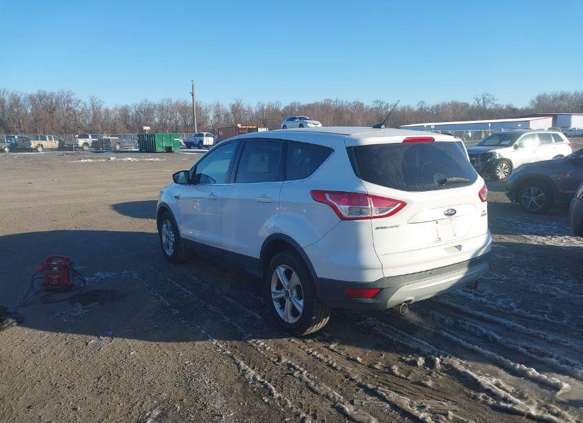 Photo 3 of 2013 Ford Escape SE (VIN 1FMCU0GX9DUA80381)