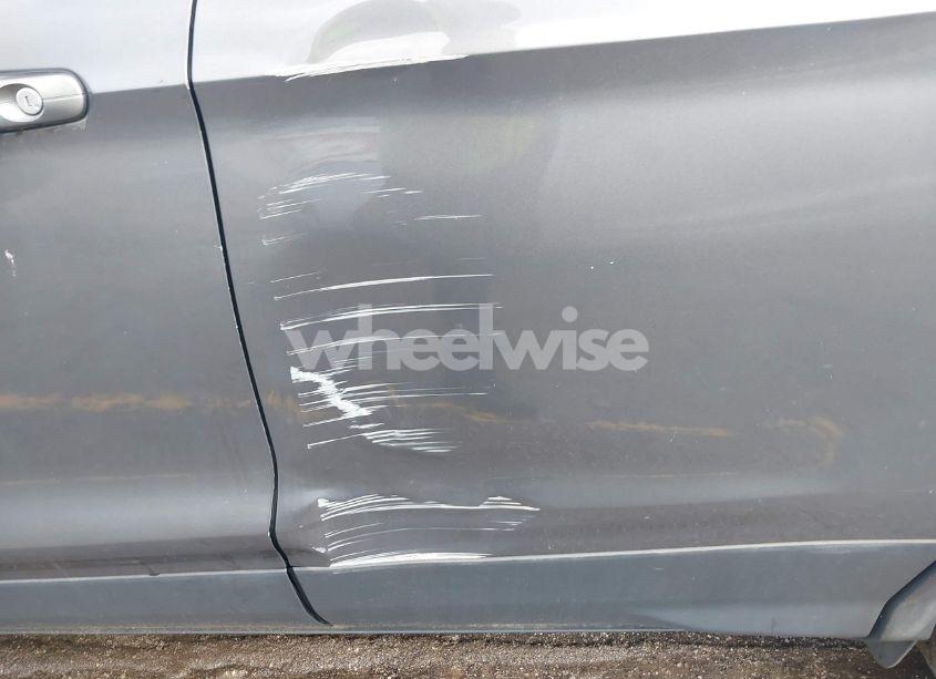 Photo 12 of 2013 Ford Escape SE (VIN 1FMCU0GX9DUA92398)