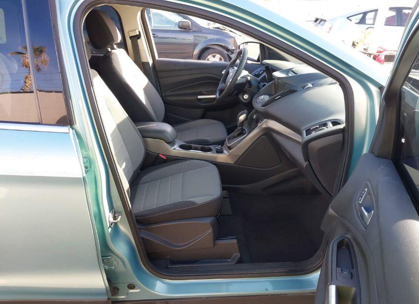 Photo 5 of 2013 Ford Escape SE (VIN 1FMCU0GX9DUC24799)