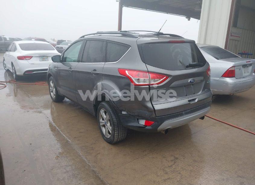 Photo 3 of 2013 Ford Escape SE (VIN 1FMCU0GX9DUC34359)