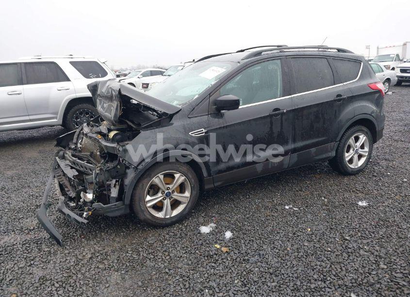 Photo 2 of 2013 Ford Escape SE (VIN 1FMCU0GX9DUC92164)