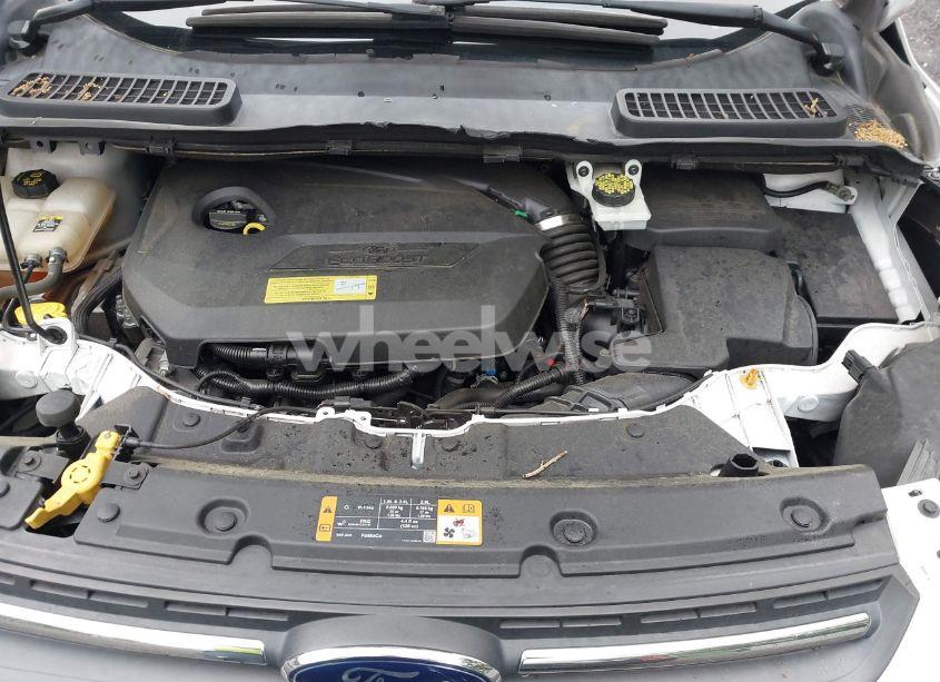 Photo 10 of 2013 Ford Escape SE (VIN 1FMCU0GX9DUD31996)