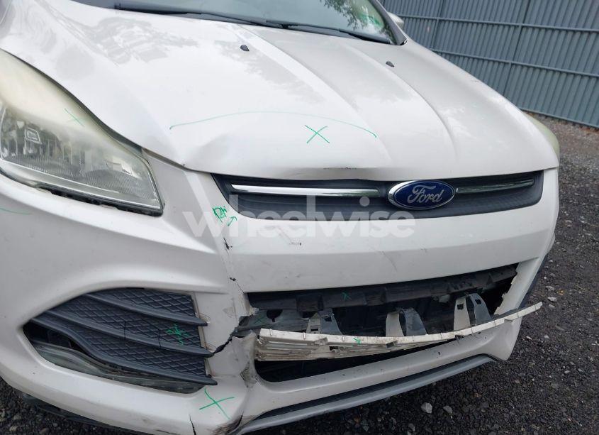 Photo 6 of 2013 Ford Escape SE (VIN 1FMCU0GX9DUD31996)