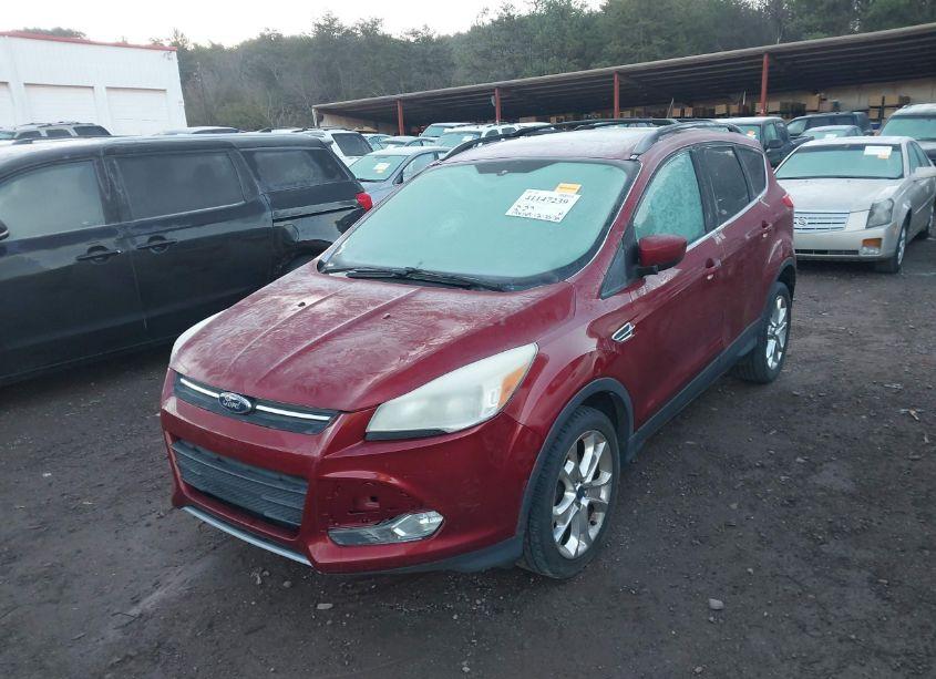 Photo 2 of 2013 Ford Escape SE (VIN 1FMCU0GX9DUD64741)
