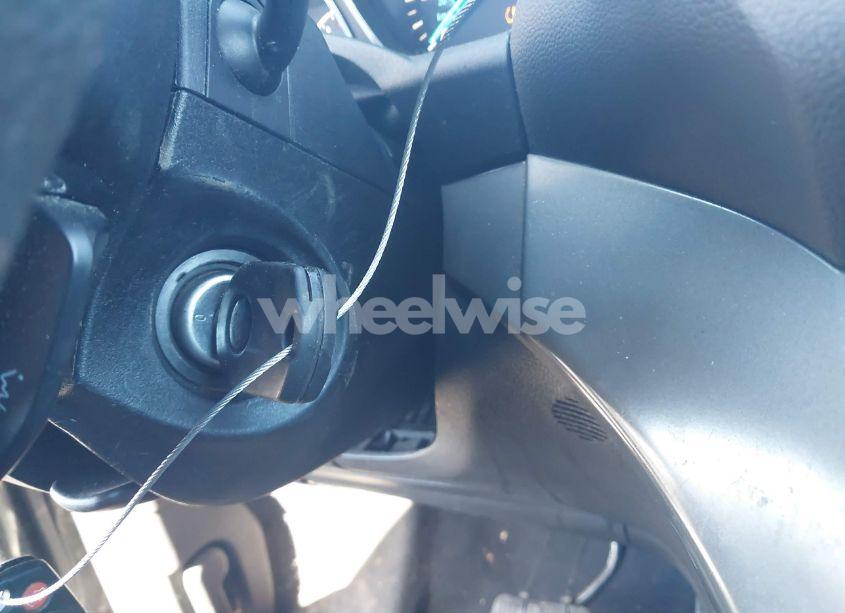 Photo 11 of 2013 Ford Escape SE (VIN 1FMCU0GX9DUD64920)