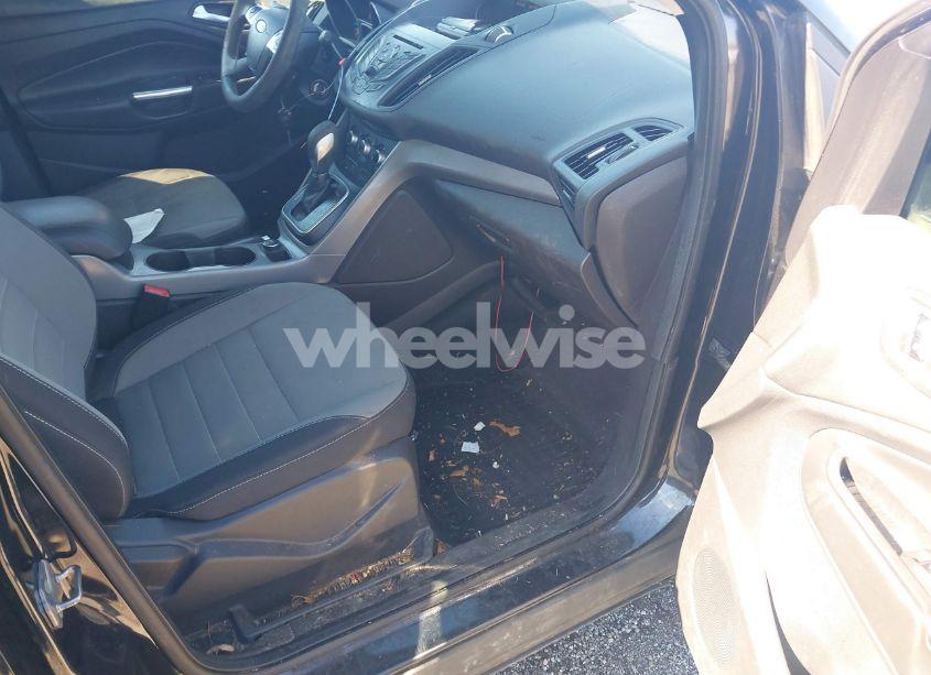 Photo 5 of 2013 Ford Escape SE (VIN 1FMCU0GX9DUD64920)