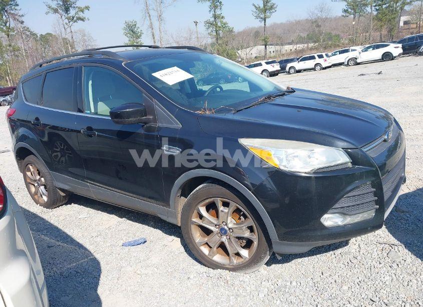 2014 Ford Escape SE (VIN 1FMCU0GX9EUA18867) main photo