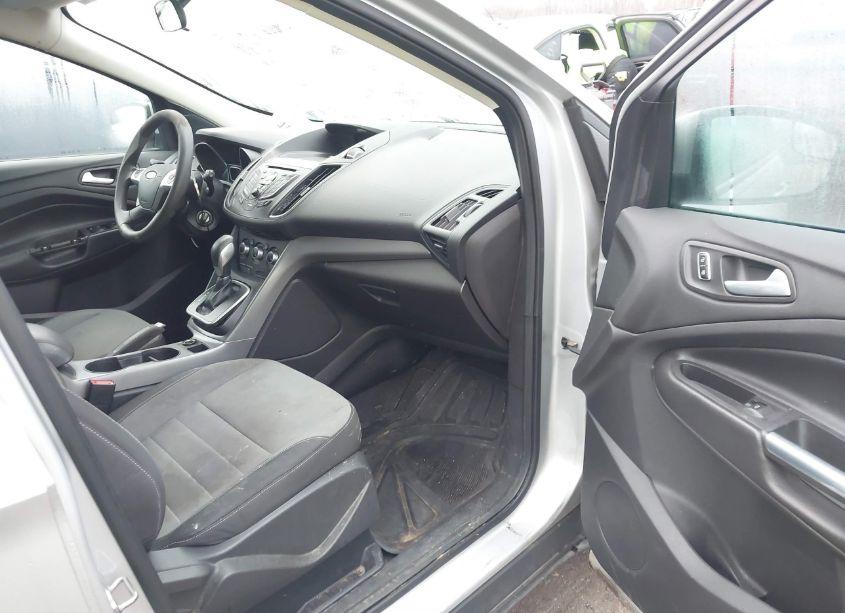 Photo 5 of 2014 Ford Escape SE (VIN 1FMCU0GX9EUA28895)