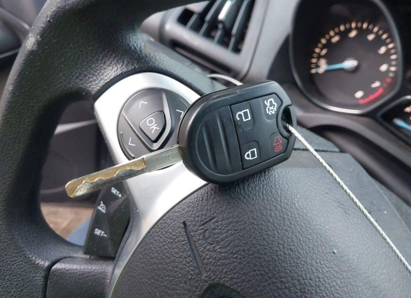 Photo 11 of 2014 Ford Escape SE (VIN 1FMCU0GX9EUA50752)