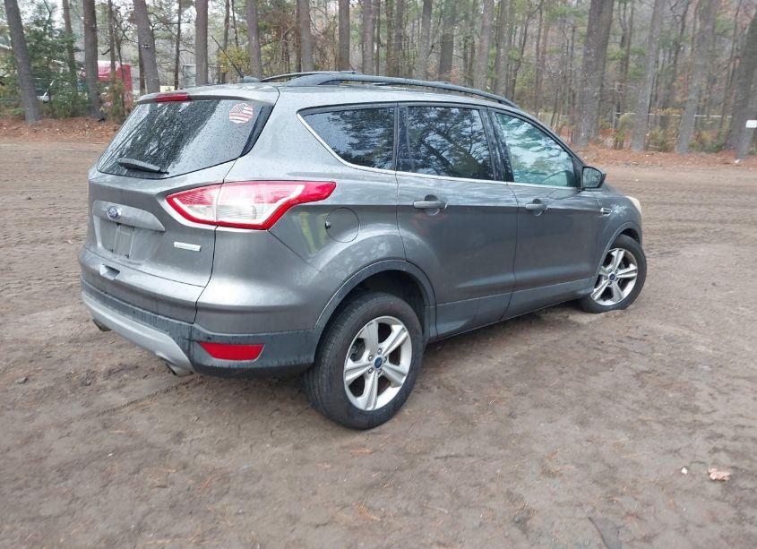 Photo 4 of 2014 Ford Escape SE (VIN 1FMCU0GX9EUA50752)