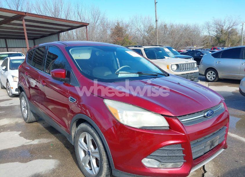 2014 Ford Escape SE (VIN 1FMCU0GX9EUA61640) main photo