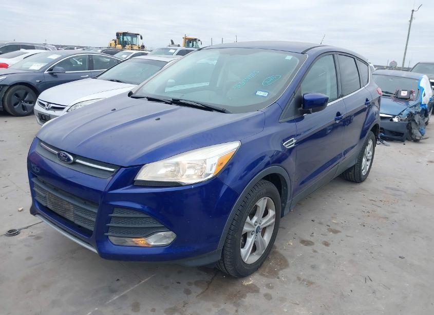Photo 2 of 2014 Ford Escape SE (VIN 1FMCU0GX9EUB45053)
