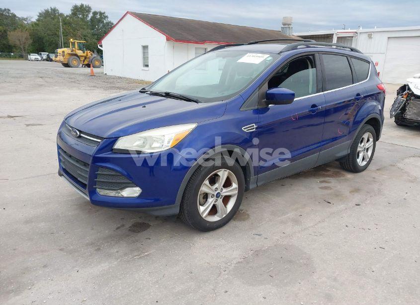 Photo 2 of 2014 Ford Escape SE (VIN 1FMCU0GX9EUC06692)