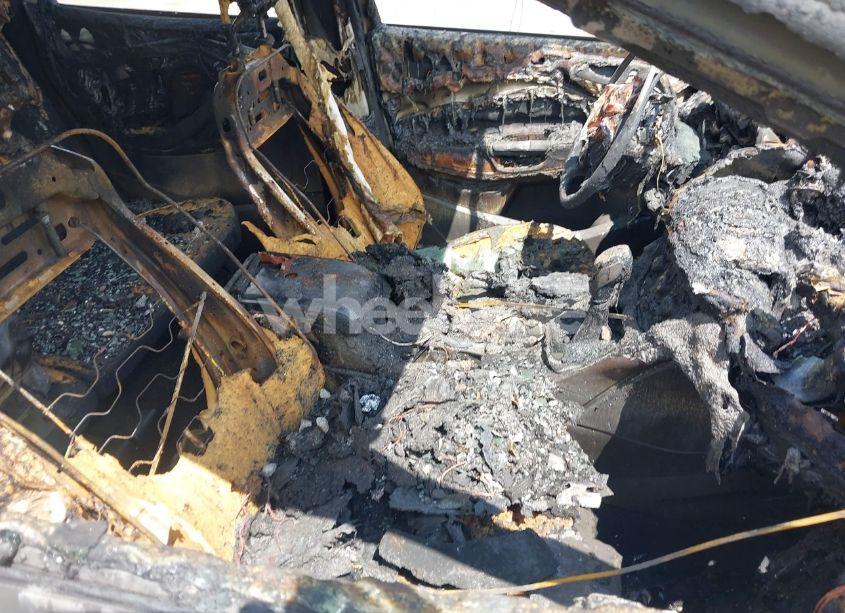 Photo 5 of 2014 Ford Escape SE (VIN 1FMCU0GX9EUC28711)