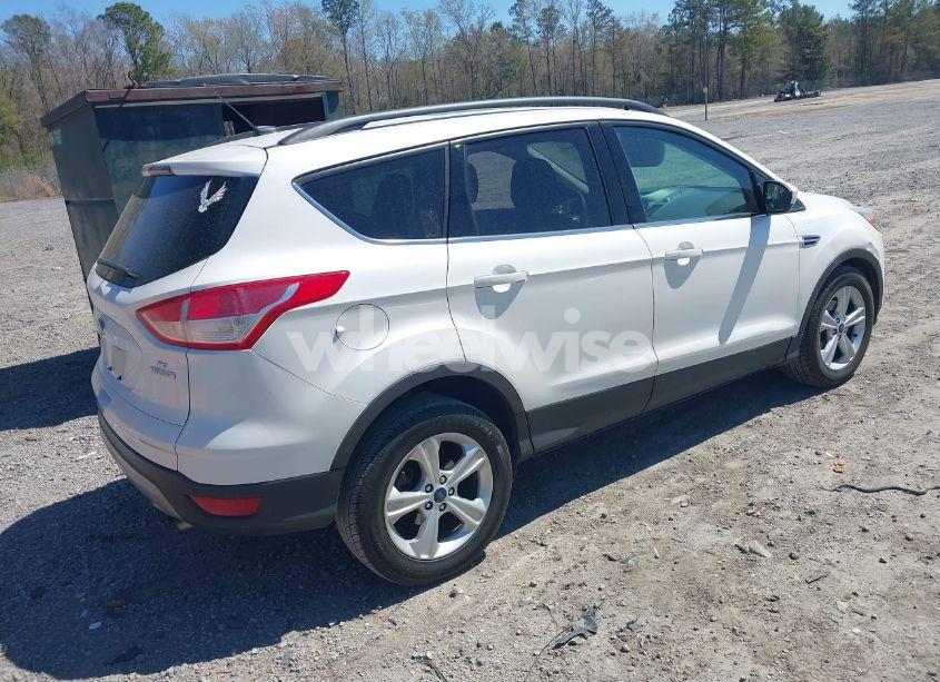 Photo 4 of 2014 Ford Escape SE (VIN 1FMCU0GX9EUC48599)