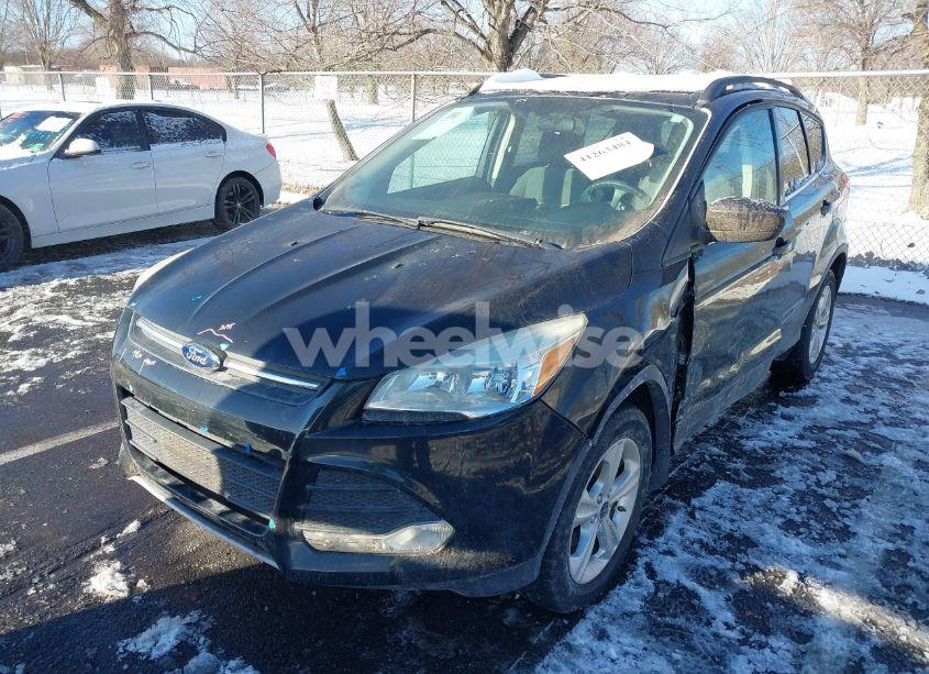 Photo 2 of 2014 Ford Escape SE (VIN 1FMCU0GX9EUD41137)