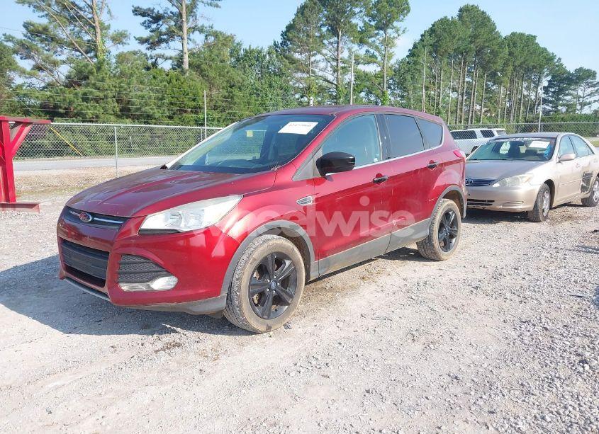 Photo 2 of 2014 Ford Escape SE (VIN 1FMCU0GX9EUE46650)