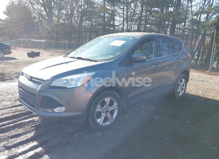 Photo 2 of 2014 Ford Escape SE (VIN 1FMCU0GX9EUE49113)