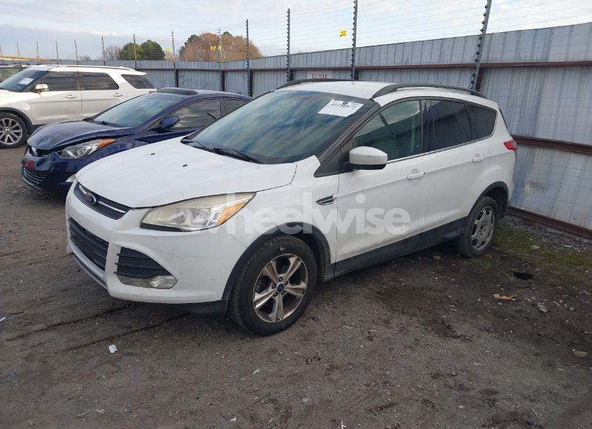Photo 2 of 2015 Ford Escape SE (VIN 1FMCU0GX9FUA53751)