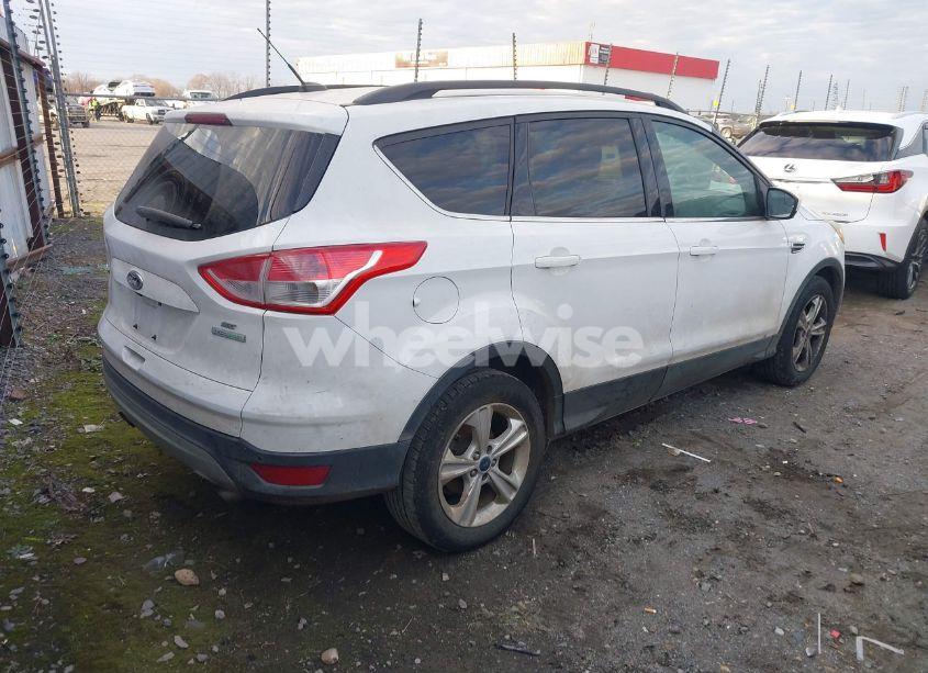 Photo 4 of 2015 Ford Escape SE (VIN 1FMCU0GX9FUA53751)