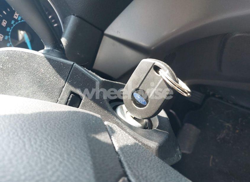 Photo 11 of 2015 Ford Escape SE (VIN 1FMCU0GX9FUB46219)