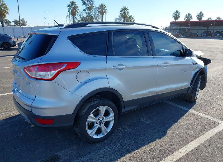 Photo 4 of 2015 Ford Escape SE (VIN 1FMCU0GX9FUC14132)