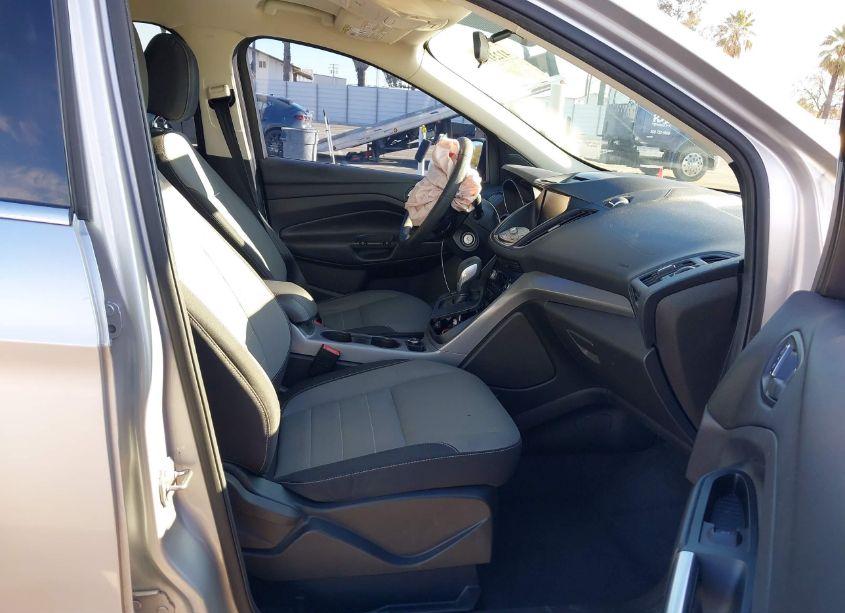 Photo 5 of 2015 Ford Escape SE (VIN 1FMCU0GX9FUC14132)