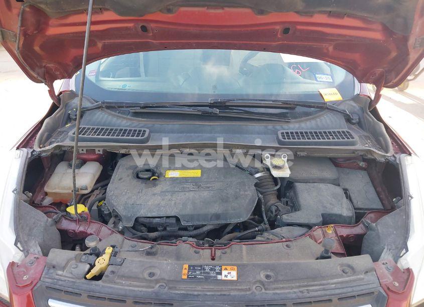 Photo 10 of 2015 Ford Escape SE (VIN 1FMCU0GX9FUC35305)