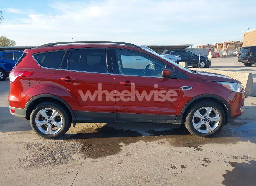 Photo 13 of 2015 Ford Escape SE (VIN 1FMCU0GX9FUC35305)