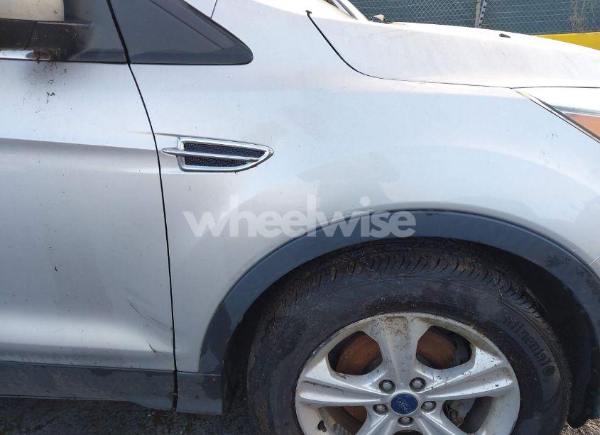 Photo 6 of 2015 Ford Escape SE (VIN 1FMCU0GX9FUC89008)