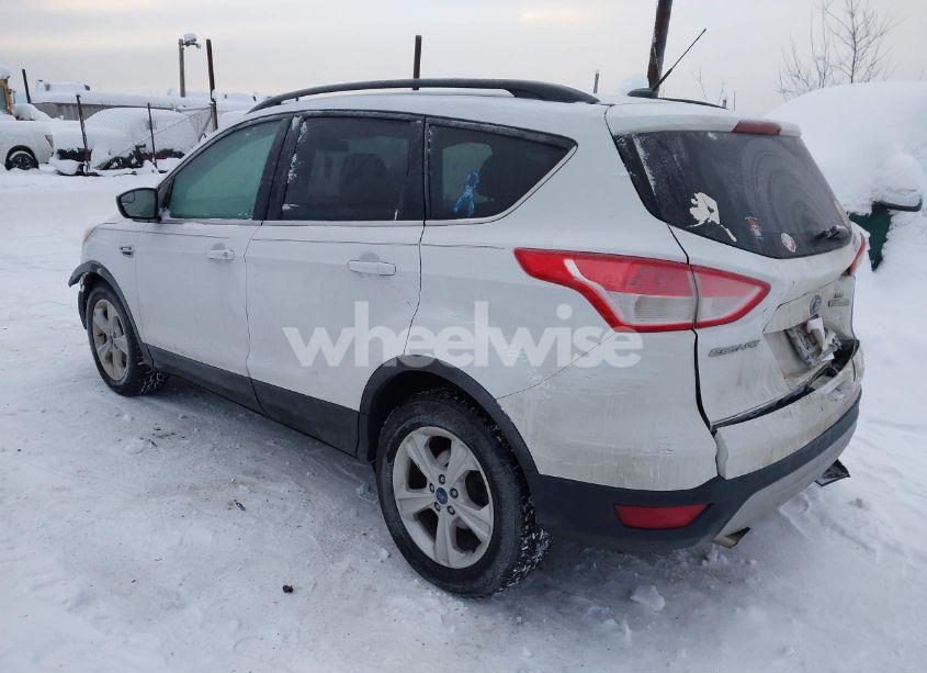 Photo 3 of 2016 Ford Escape SE (VIN 1FMCU0GX9GUA73063)